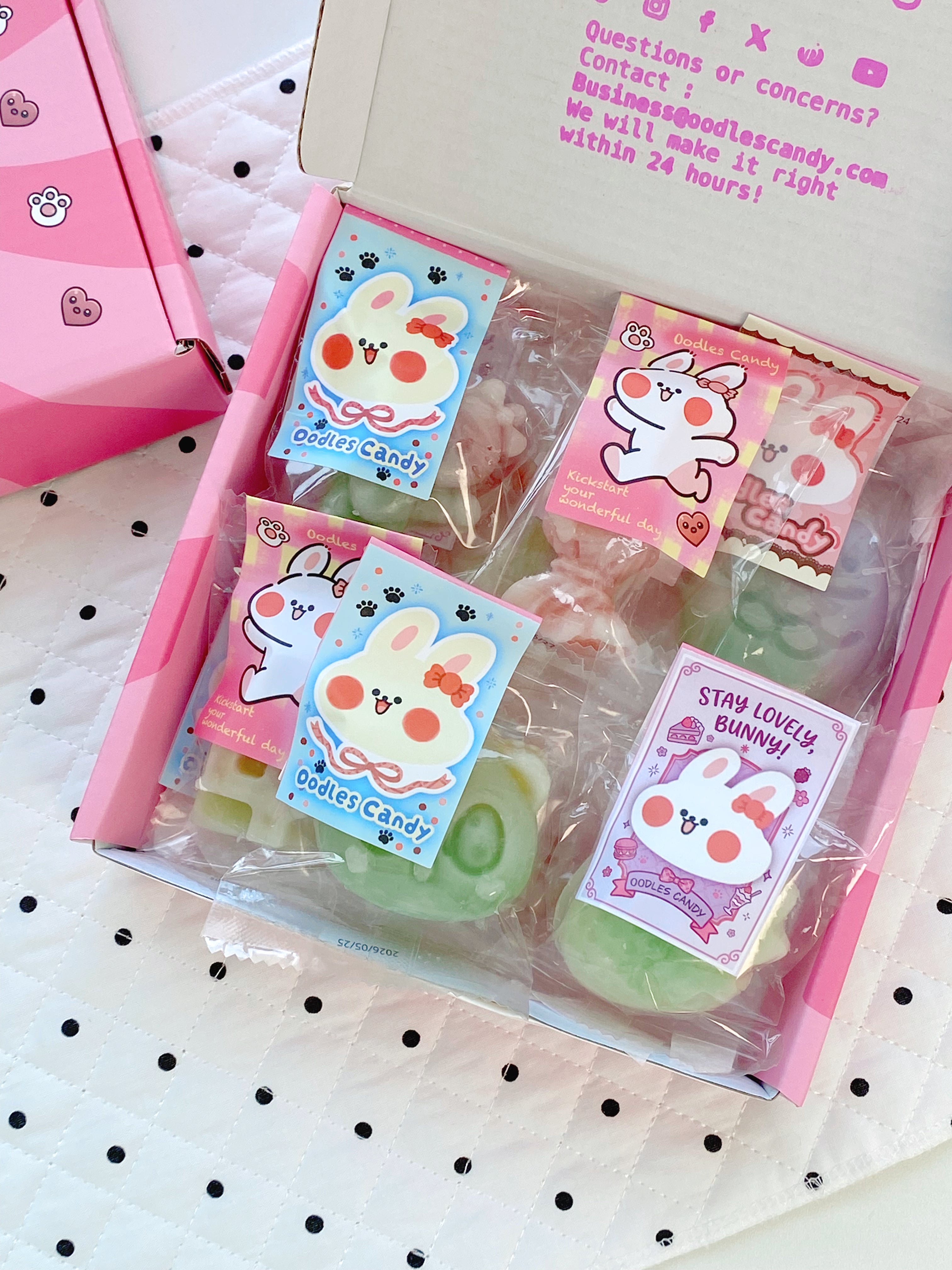 Oodles Wax Candy – Medium Shapes Surprise Mix