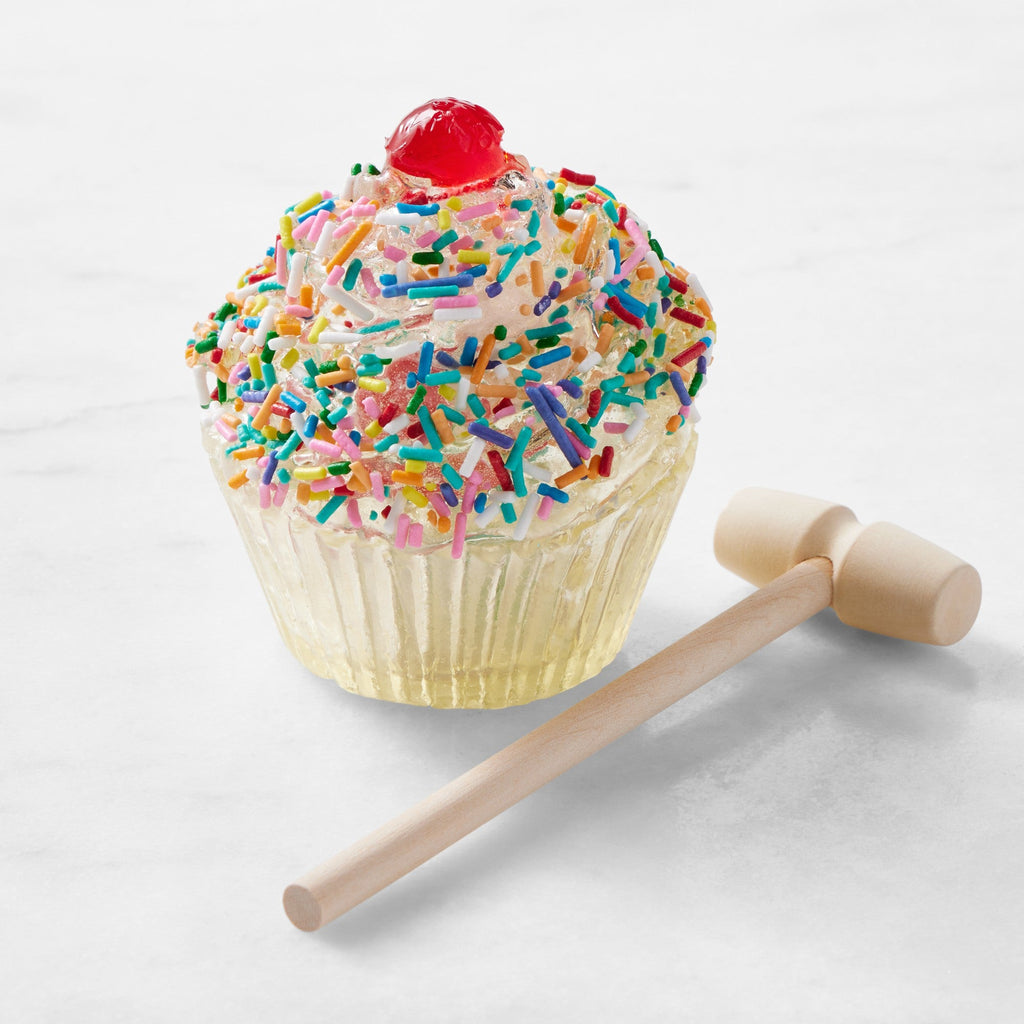 Hollow - Smash Candy Cupcake with Gummy Cupcakes